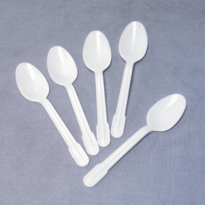 RUBY WHITE PLASTIC TEASPOONS